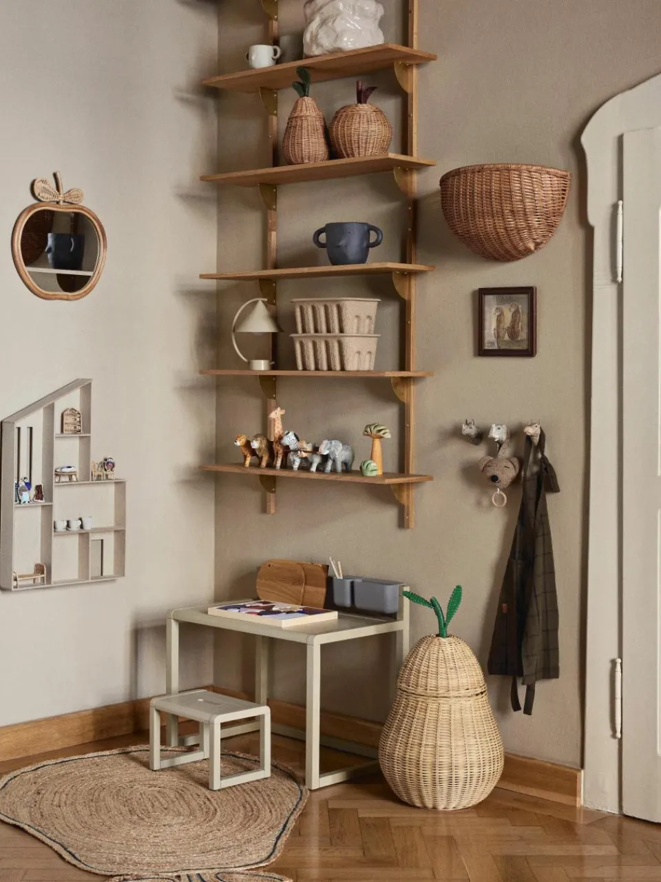 Handgemaakte opbergmand Pear van rotan^ferm LIVING Kids Fashion