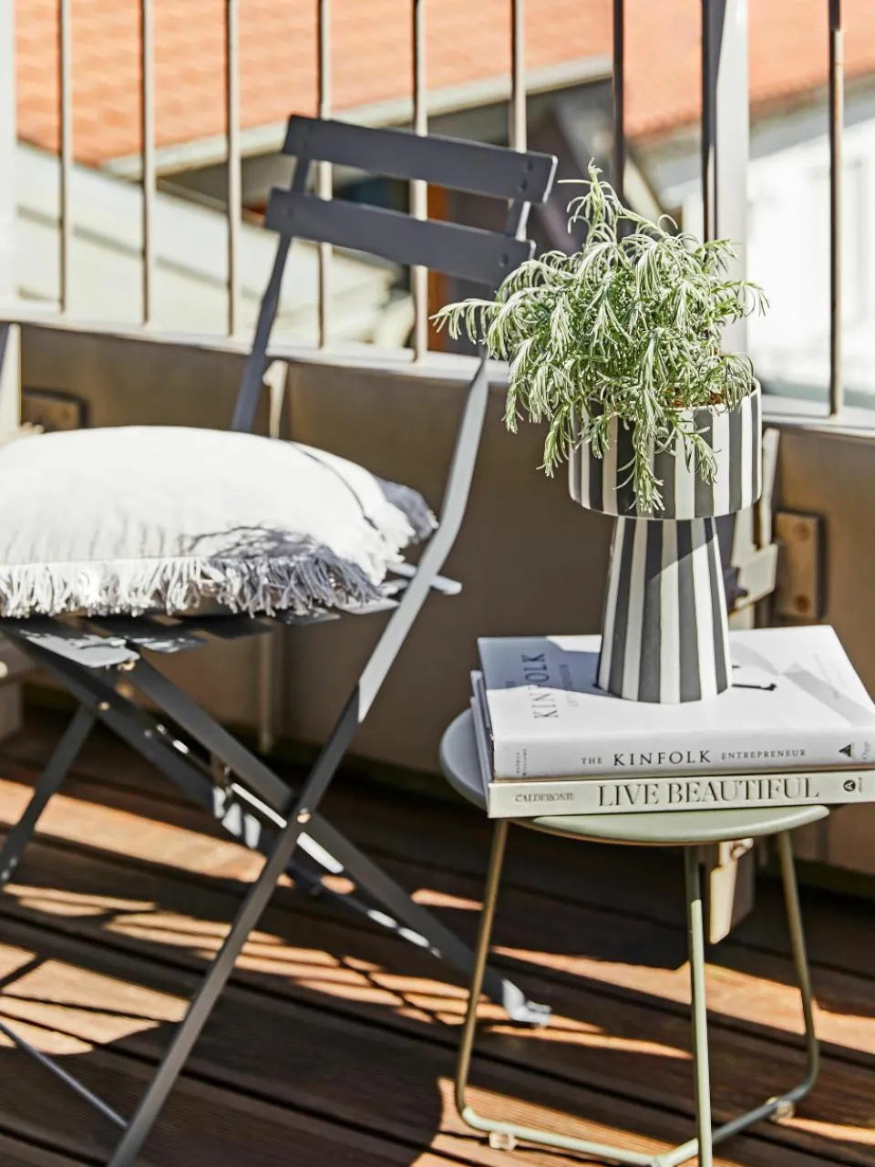 Handgemaakte plantenpot Toppu van keramiek, H 24 cm^Oyoy Living Design New