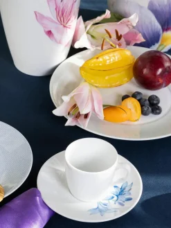 Handgemaakte porseleinen espressokopjes Cosmopolitan met schoteltjes, 2 stuks^Meissen Best