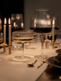 Handgemaakte rode wijnglazen Cami met groefstructuur, 4 stuks^Westwing Collection Outlet