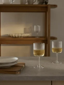Handgemaakte wijnglazen Minna met groefreliëf, 4 stuks^Westwing Collection Fashion