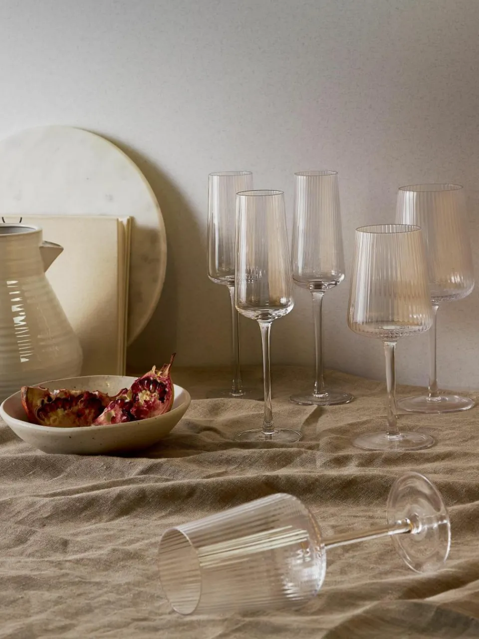 Handgemaakte witte wijnglazen Cami met groefstructuur, 4 stuks^Westwing Collection Fashion