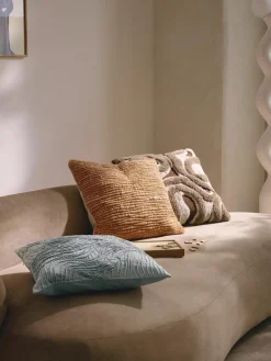 Handgetufte kussenhoes Jiri met decoratie^Westwing Collection Hot