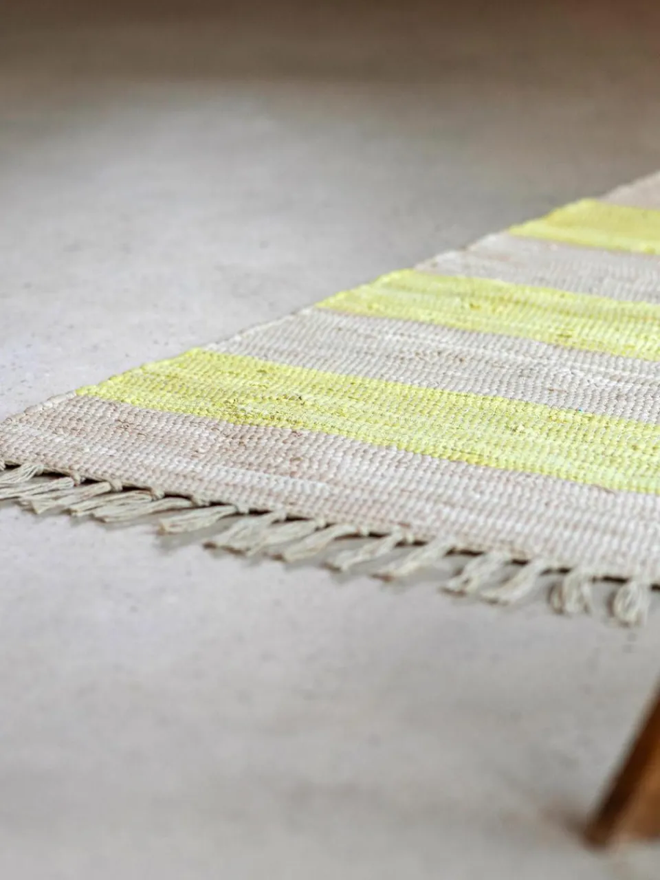Handgeweven katoenen vloerkleed Chindi met franjes^Bongusta New
