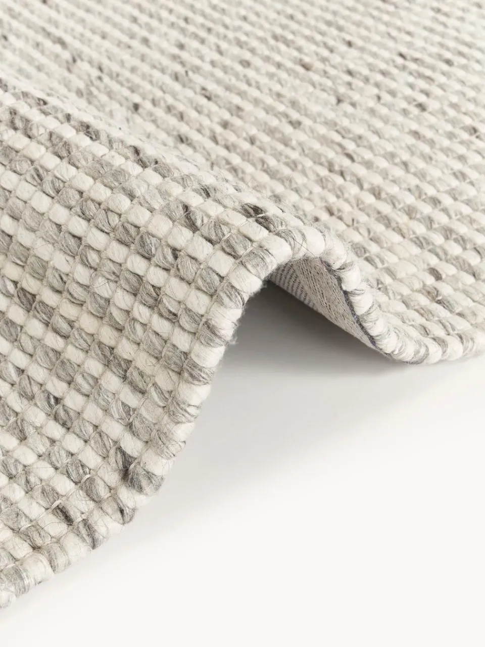 Handgeweven laagpolig wollen vloerkleed Rumi^Westwing Collection Clearance