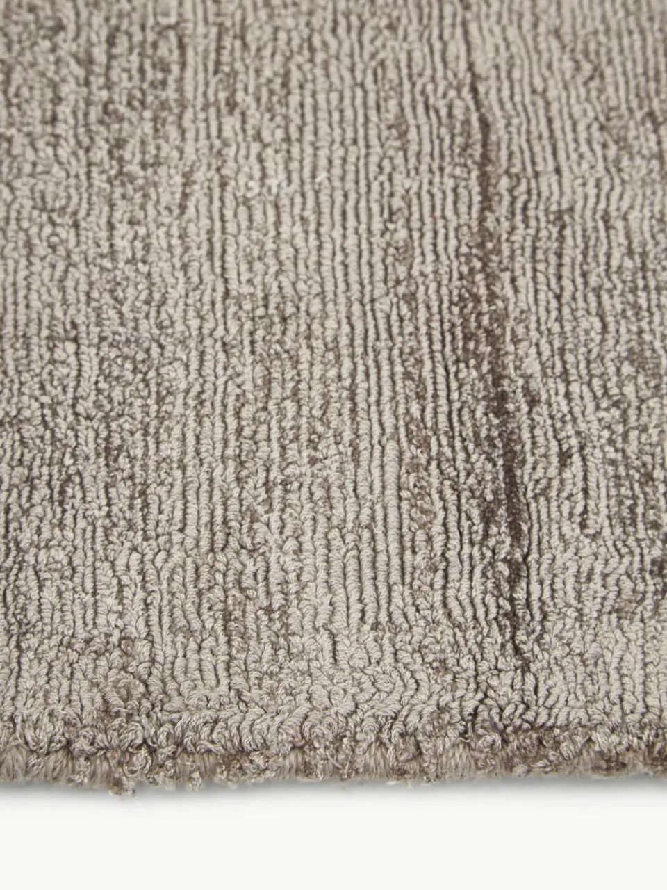 Handgeweven viscose vloerkleed Jane^Westwing Collection Best