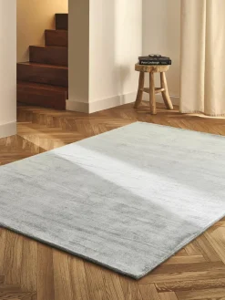 Handgeweven viscose vloerkleed Jane^Westwing Collection Hot