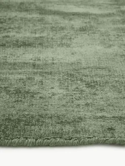 Handgeweven viscose vloerkleed Jane^Westwing Collection Hot