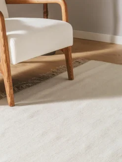Handgeweven wollen vloerkleed Liv met franjes^Benuta Best