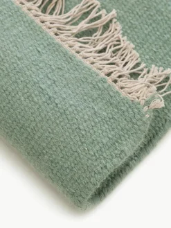 Handgeweven wollen vloerkleed Liv met franjes^Benuta Fashion