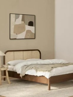 Houten bed Jones met hoofdeinde van Weens vlechtwerk^Westwing Collection Best