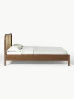 Houten bed Jones met hoofdeinde van Weens vlechtwerk^Westwing Collection Best