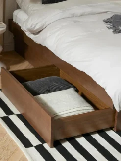 Houten bed Sato met lades^Westwing Collection Outlet