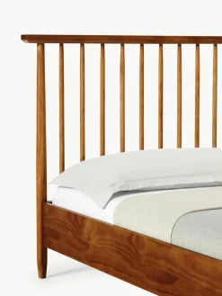 Houten bed Windsor met hoofdeinde van grenenhout^Westwing Collection Hot