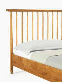 Houten bed Windsor met hoofdeinde van grenenhout^Westwing Collection Clearance