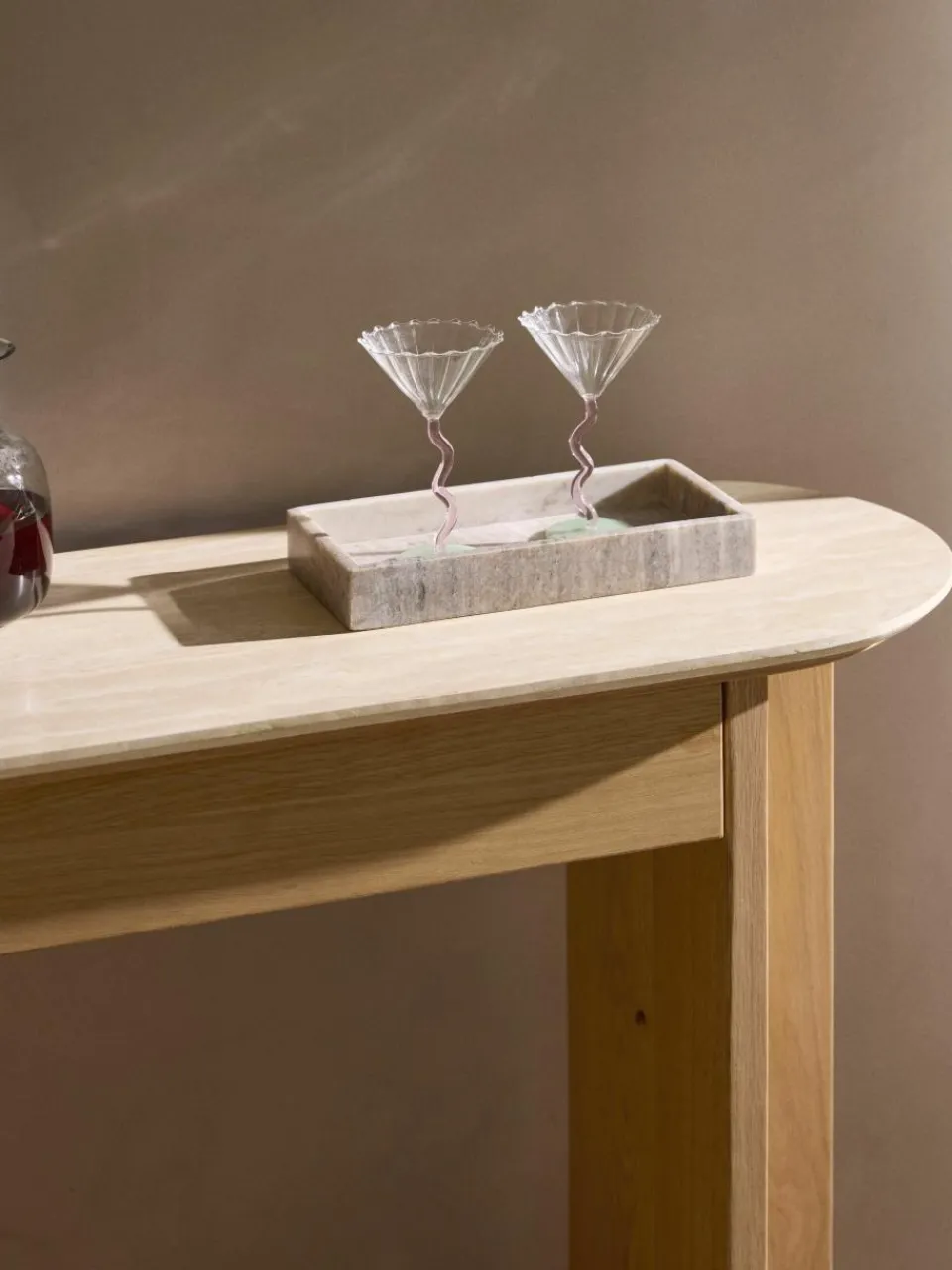 Houten console Zumi met travertin blad en lade^Westwing Collection Outlet