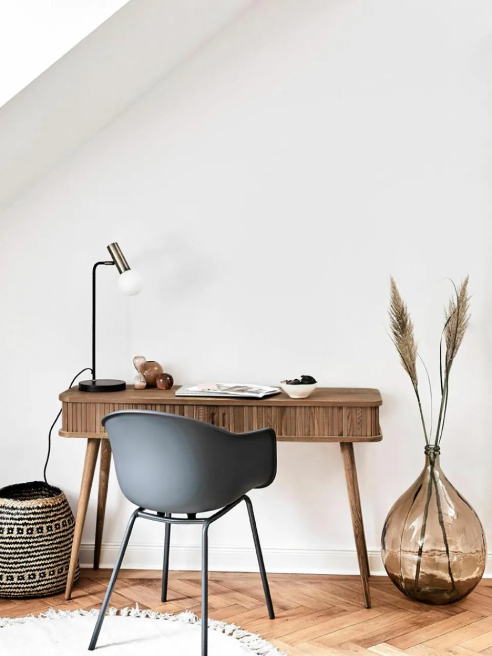 Houten wandtafel Barbier met geribde voorkant^Zuiver New