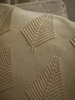 Katoenen kussenhoes Beryl met winters motief^Westwing Collection Clearance