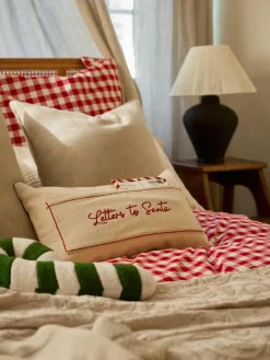 Katoenen kussenhoes Emry met winters motief^Westwing Collection Clearance