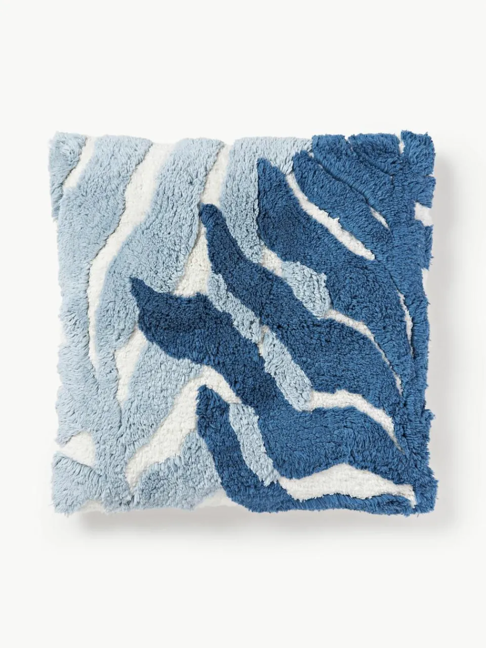 Katoenen kussenhoes Sela met getuft plantenmotief^Westwing Collection New
