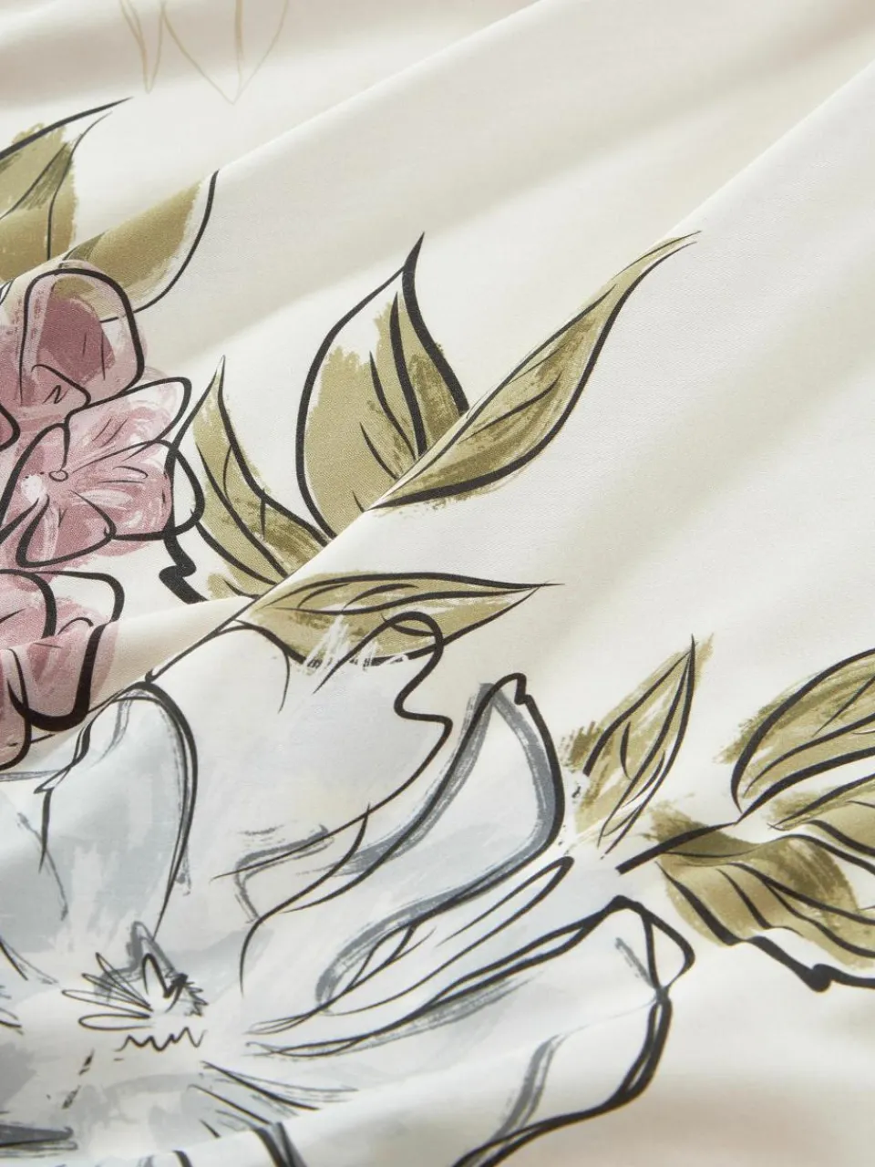 Katoenensatijnen kussenhoes Margot met bloemenprint^Westwing Collection Sale