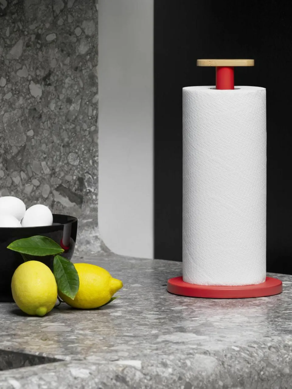 Keukenrolhouder Mattina met bamboehouten decoratie^ALESSI Hot