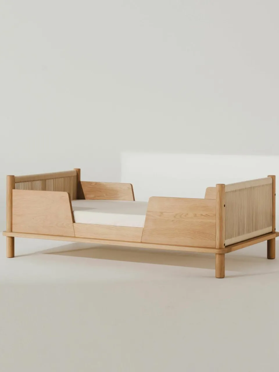 Kinderbed Latitude van eikenhout, 70 x 140 cm^Nobodinoz Discount
