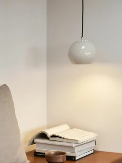 Kleine bolvormige hanglamp Ball^Frandsen New