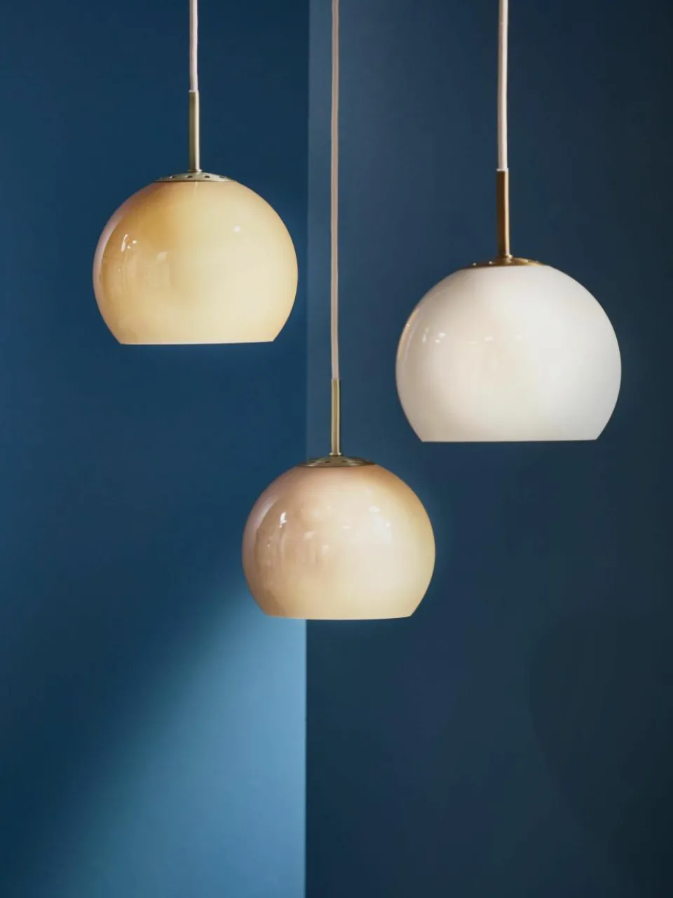 Kleine bolvormige hanglamp Ball^Frandsen Best