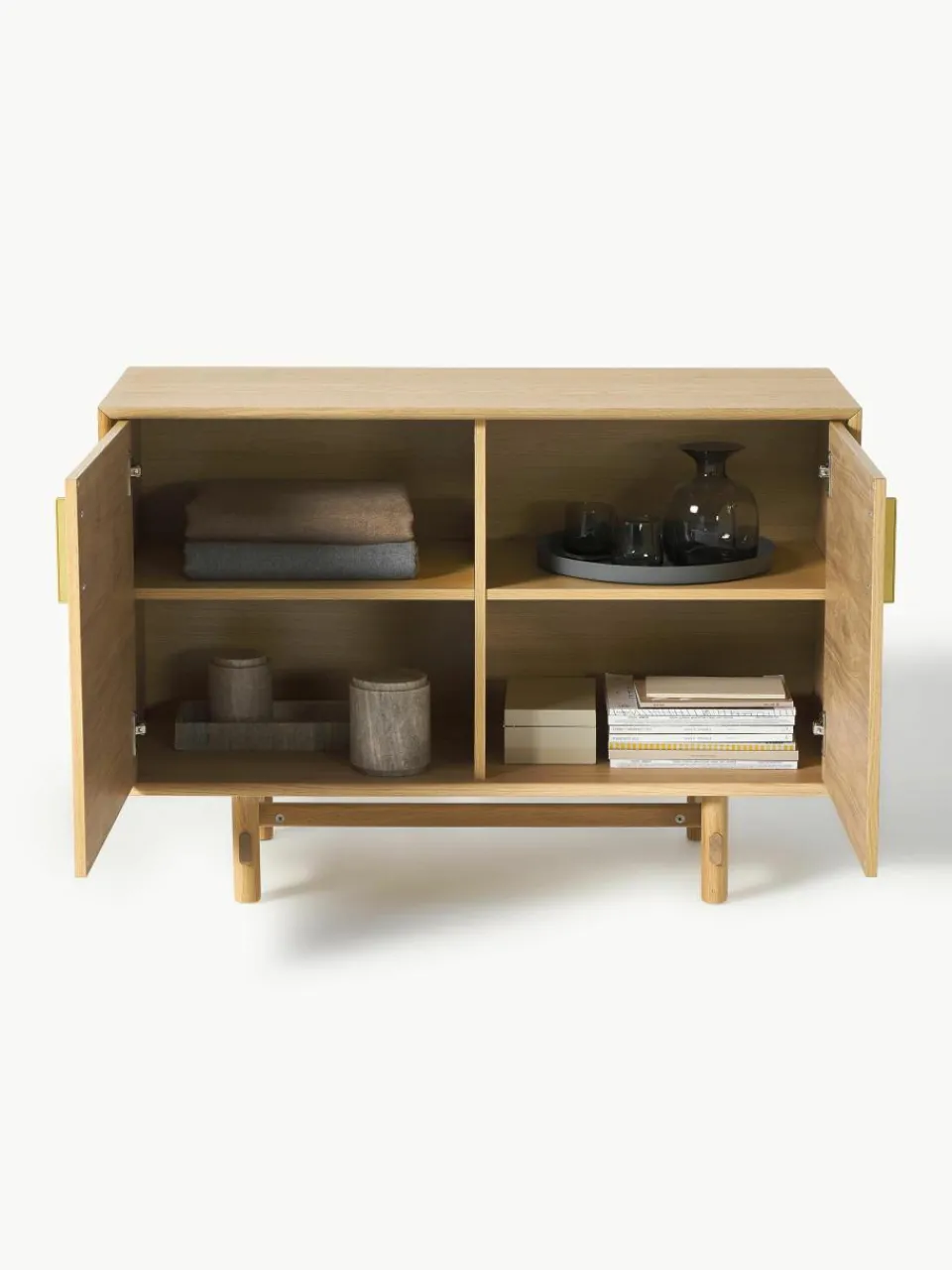 Kleine dressoir Diana van eikenhout^Westwing Collection New