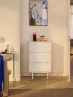 Kleine houten ladekast Elona^Westwing Collection Sale