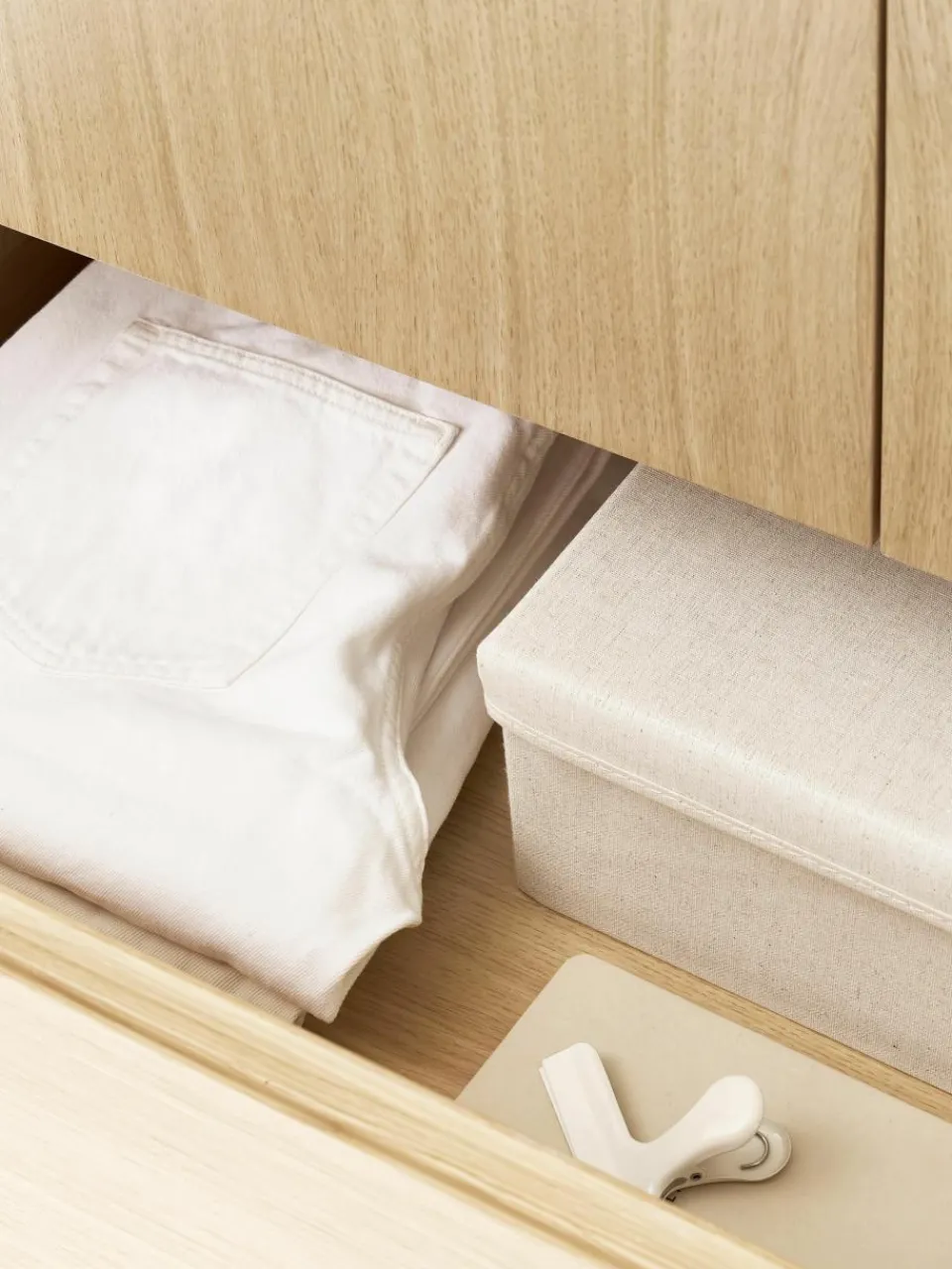 Kleine kledingkast Cassy, 2 deuren^Westwing Collection Discount