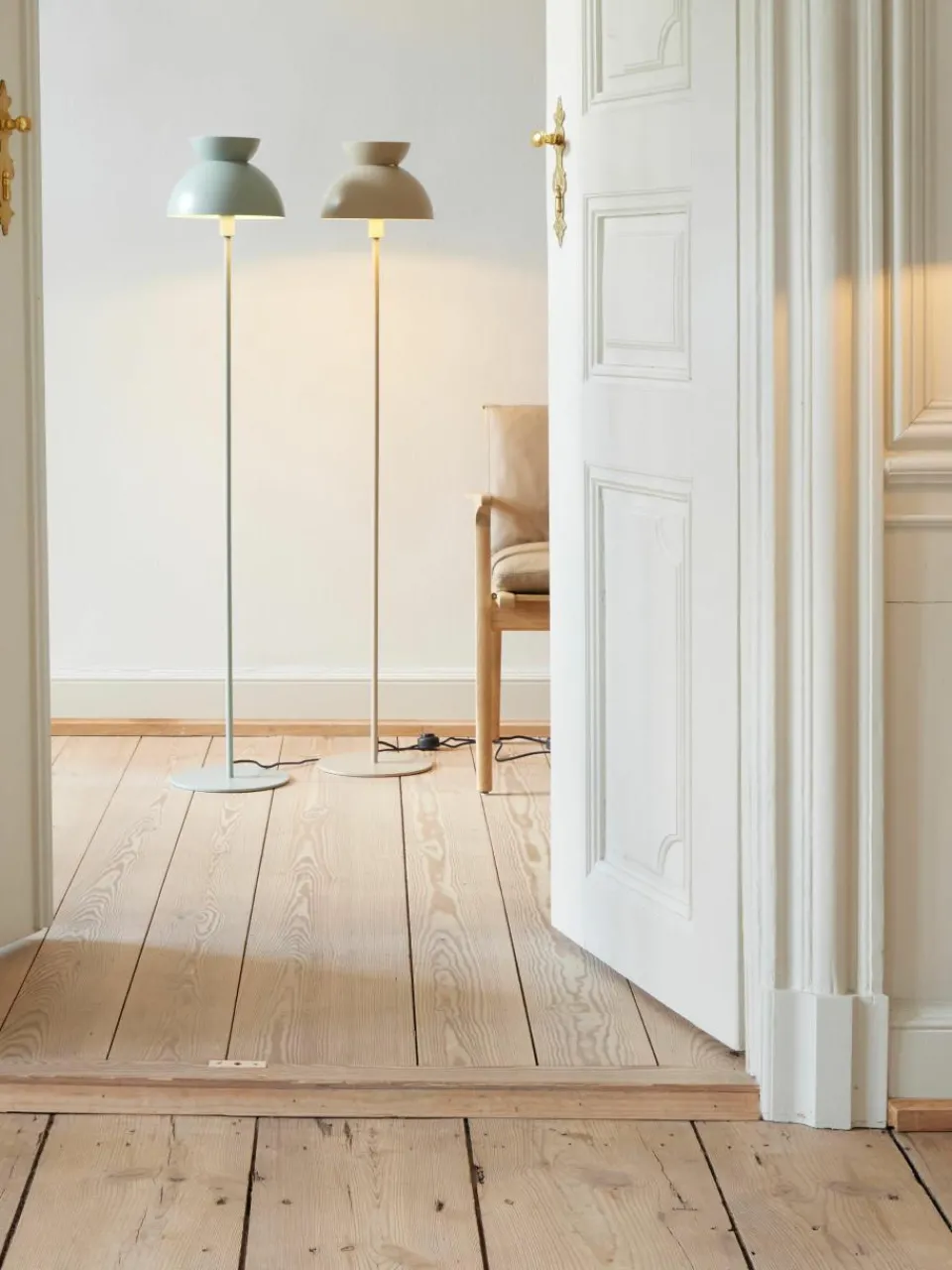 Kleine vloerlamp Butterfly^Frandsen Fashion