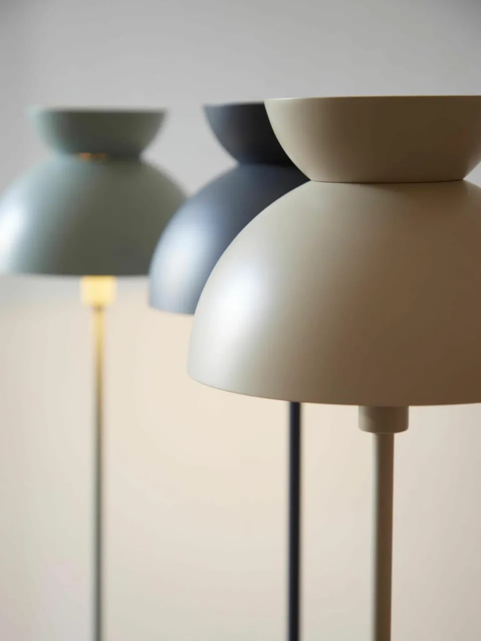 Kleine vloerlamp Butterfly^Frandsen Fashion