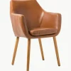 Kunstleren fauteuil Nora met houten poten^Westwing Best