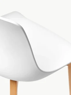 Kunststoffen stoelen Dave met houten poten, 2 stuks^Westwing Collection Clearance