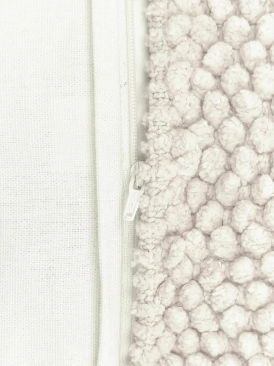 Kussenhoes Indi met gestructureerde oppervlak in crèmewit^Westwing Collection Outlet