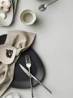 Mat geborsteld tafelmes Sletten, handgemaakt^Broste Copenhagen New