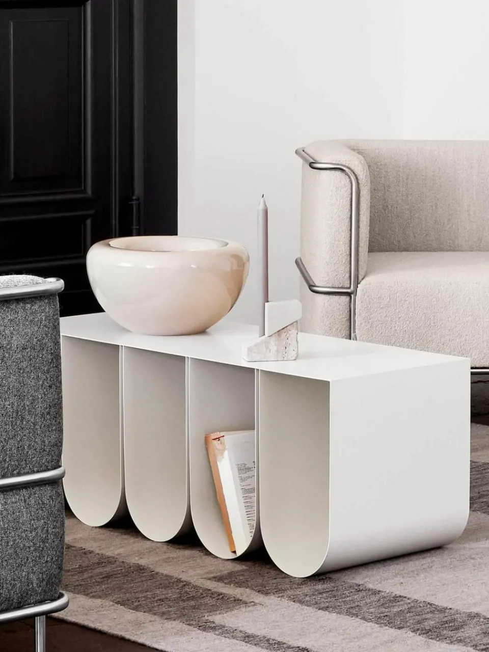Metalen zitbank Curved^Kristina Dam Outlet