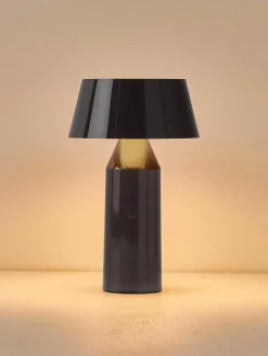 Mobiele LED tafellamp Bicoca met verstelbare lampenkap, dimbaar^Marset Outlet