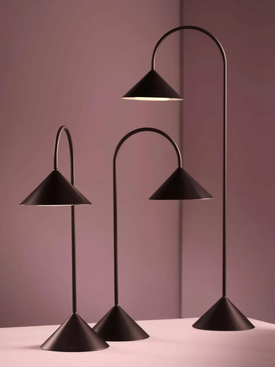 Mobiele outdoor LED tafellamp Grasp, dimbaar^Frandsen Sale