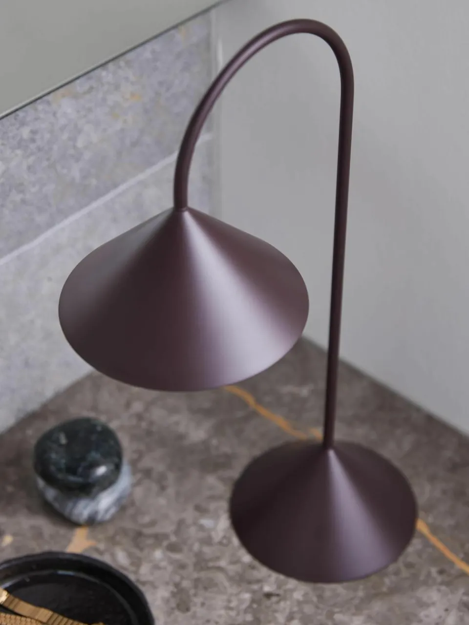 Mobiele outdoor LED tafellamp Grasp, dimbaar^Frandsen Sale