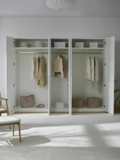 Modulaire draaideurkast Leon, 250 cm breed, diverse varianten^Westwing Collection Discount