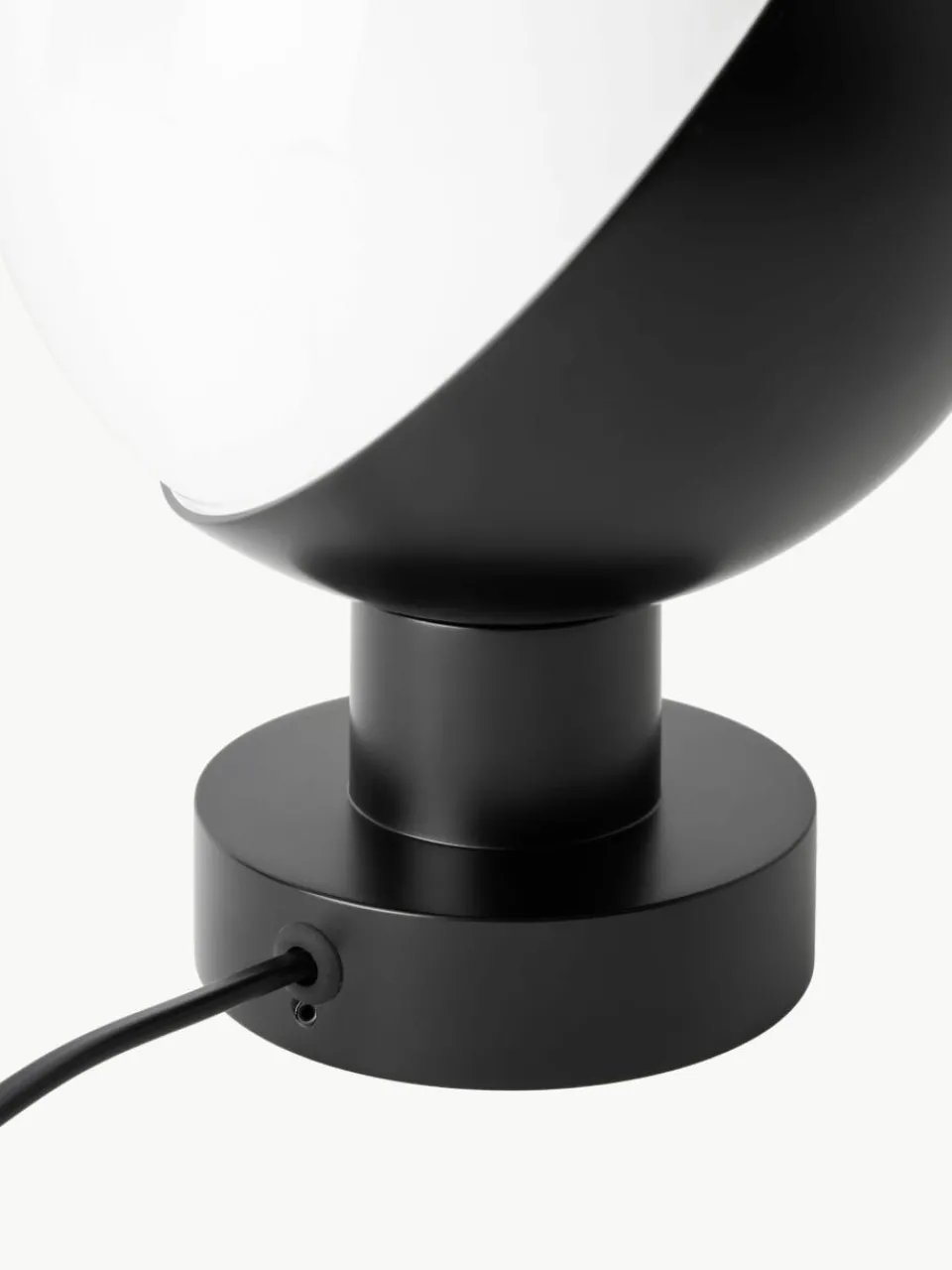 Mondgeblazen wandlamp VL Studio met stekker^Louis Poulsen New