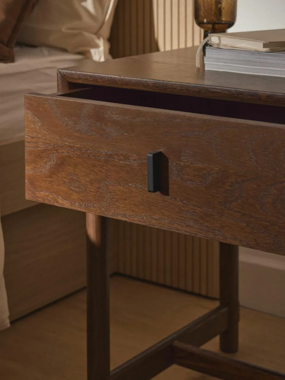 Nachtkastje Diana van eikenhout^Westwing Collection Discount