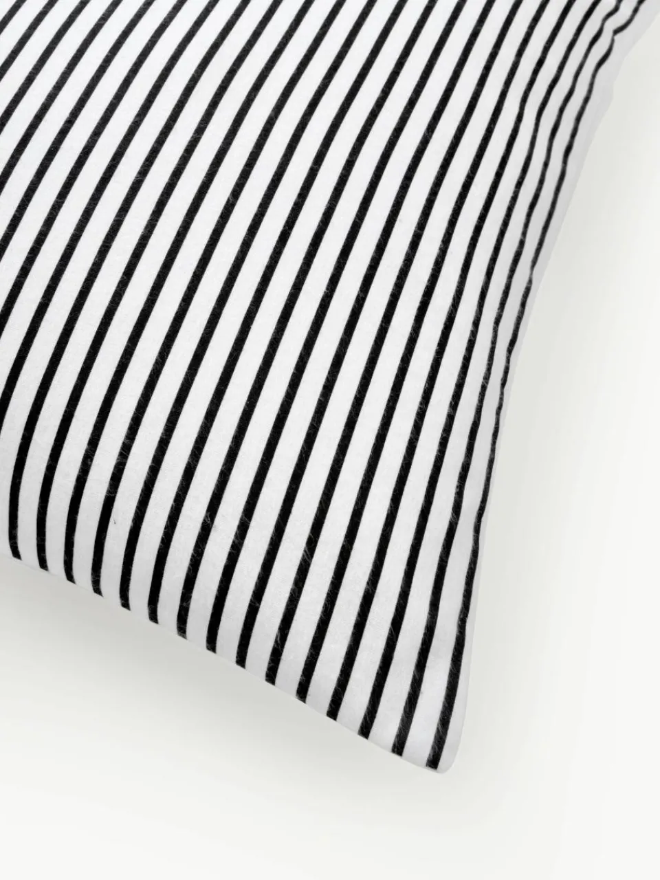 Omkeerbare flanellen kussenhoes Noan met kerstboommotief^Westwing Collection New