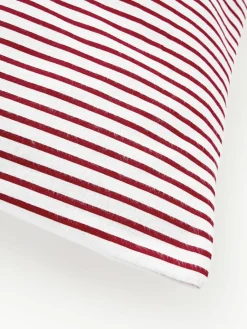 Omkeerbare flanellen kussenhoes Noan met notenkrakermotief^Westwing Collection Sale