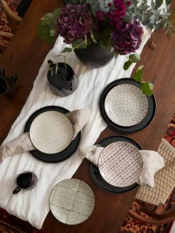 Ontbijtbord Karine met klein patroon, set van 4^Bloomingville Hot