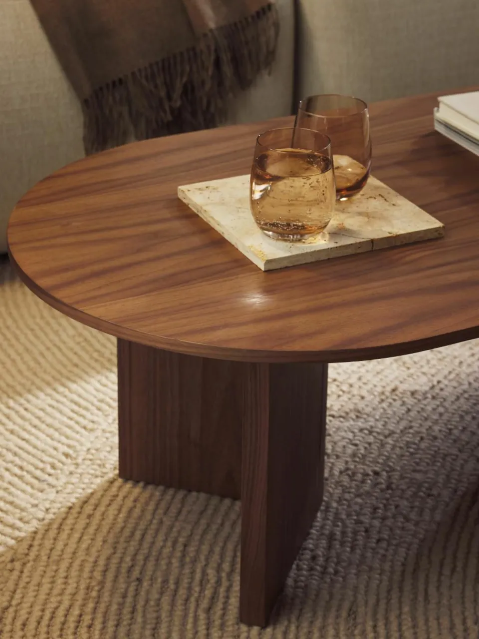 Ovale houten salontafel Toni^Westwing Collection Sale