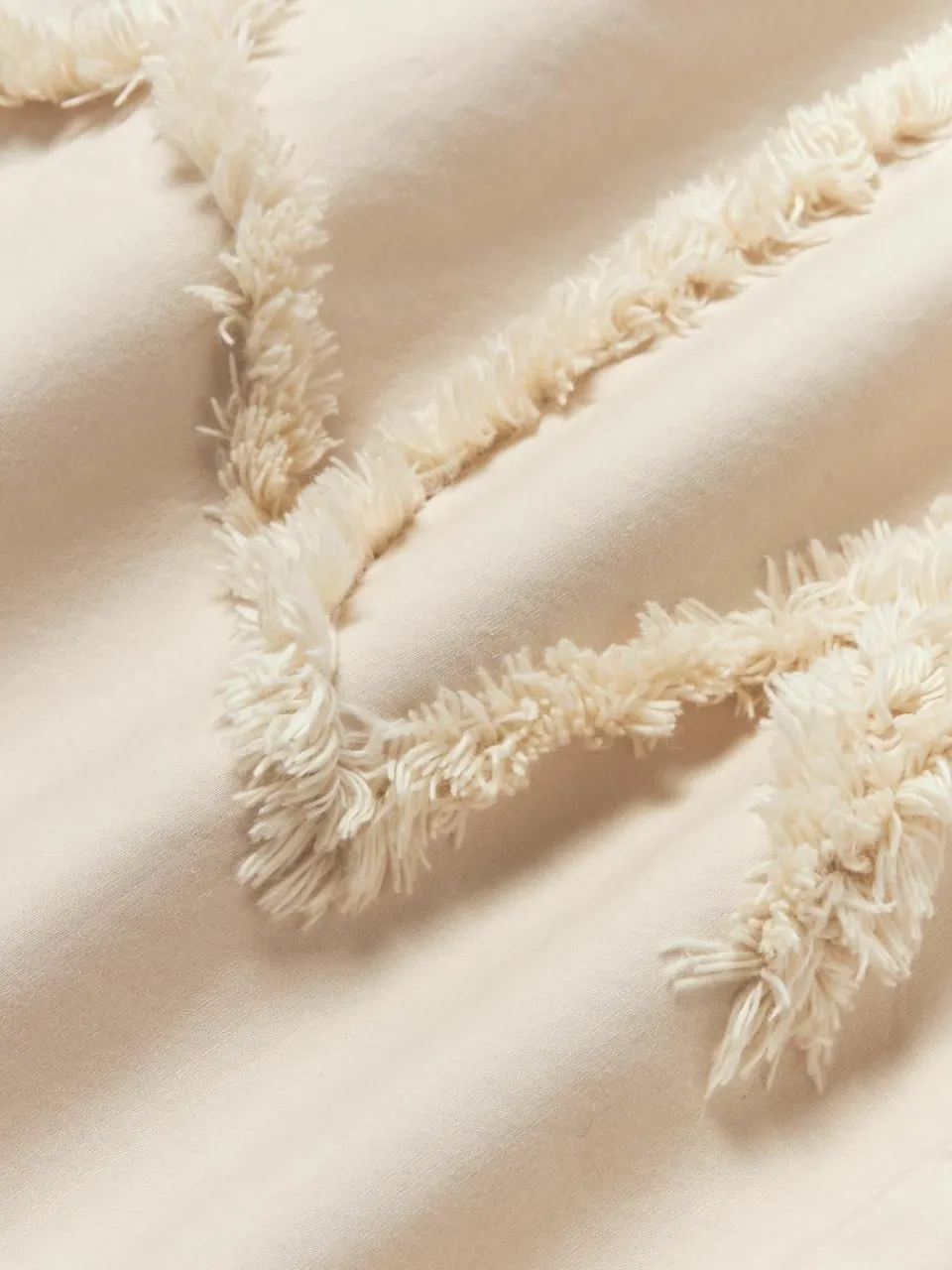 Perkalkatoenen kussenhoes Madeline met getufte decoratie^Westwing Collection Online